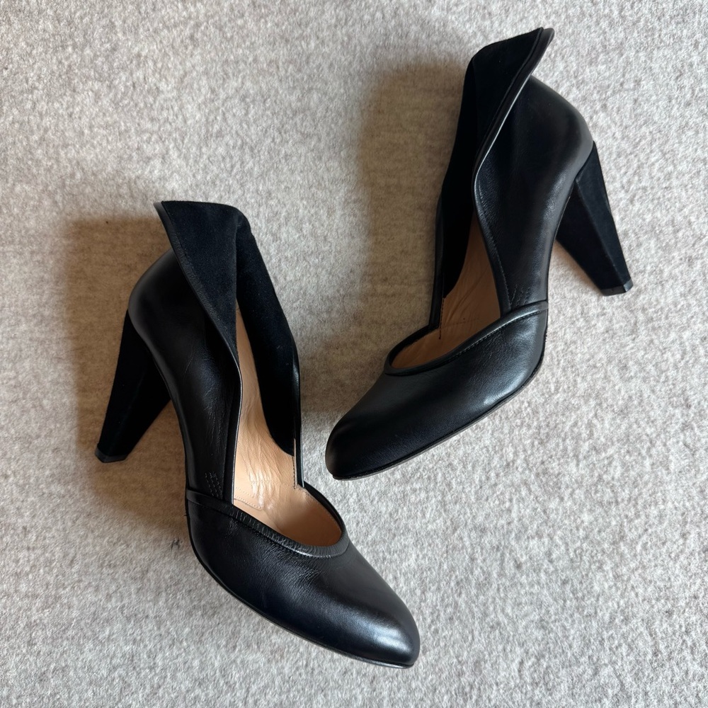 Te Casan Black Women's Heels